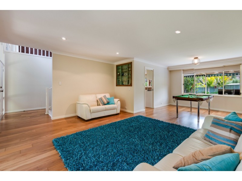 14 Burnside Close, Lisarow NSW 2250