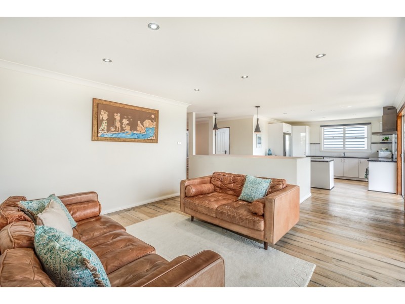 43 Coreen Drive, Wamberal NSW 2260