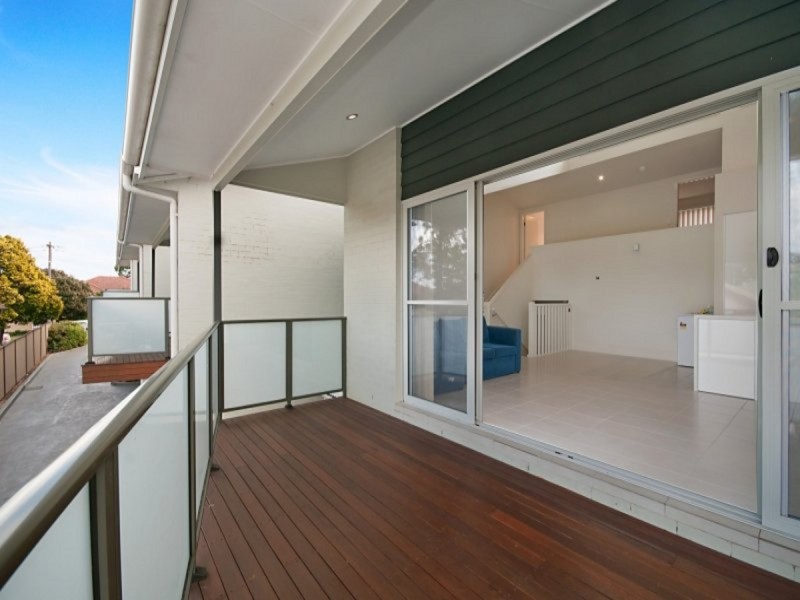 4/5 White Street, East Gosford NSW 2250