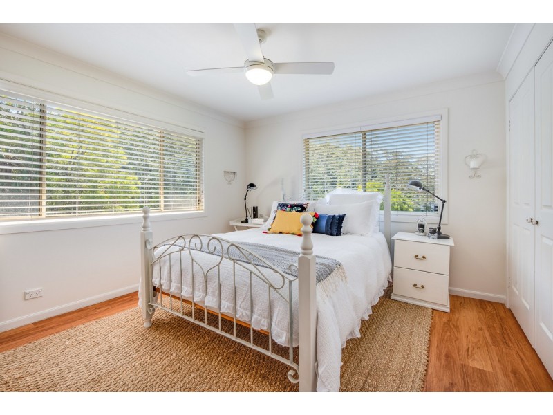 52 Robinia Parade, Springfield NSW 2250