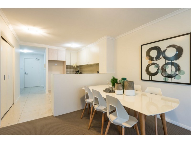 34/80 John Whiteway Drive, Gosford NSW 2250