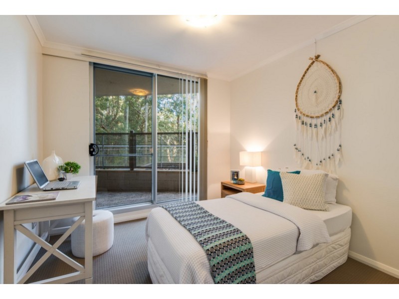 34/80 John Whiteway Drive, Gosford NSW 2250