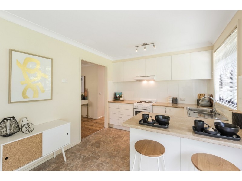 47 Crawford Crescent, Wyoming NSW 2250