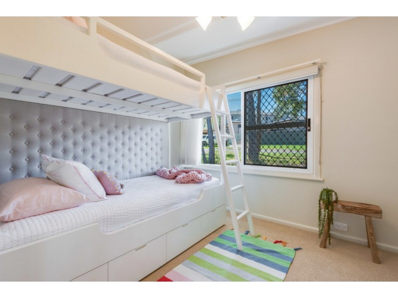 61 Blue Bell Drive, Wamberal NSW 2260