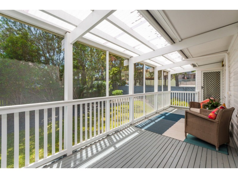 61 Blue Bell Drive, Wamberal NSW 2260