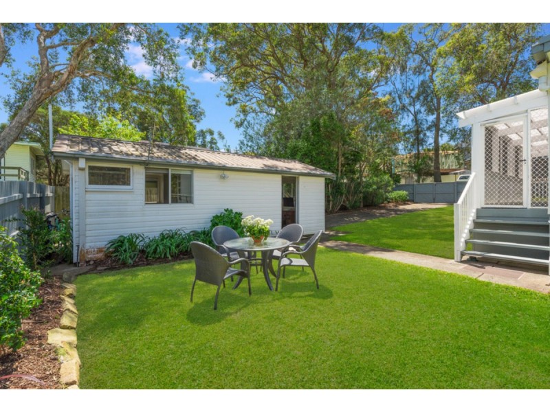 61 Blue Bell Drive, Wamberal NSW 2260