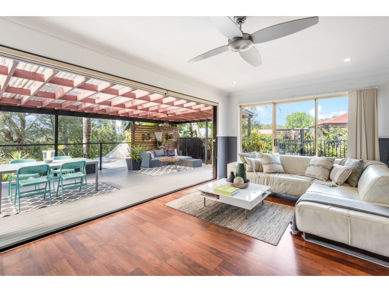 17 Settlers Ridge Close, Lisarow NSW 2250