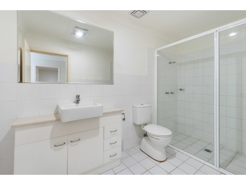 17/13-15 Moore Street, West Gosford NSW 2250