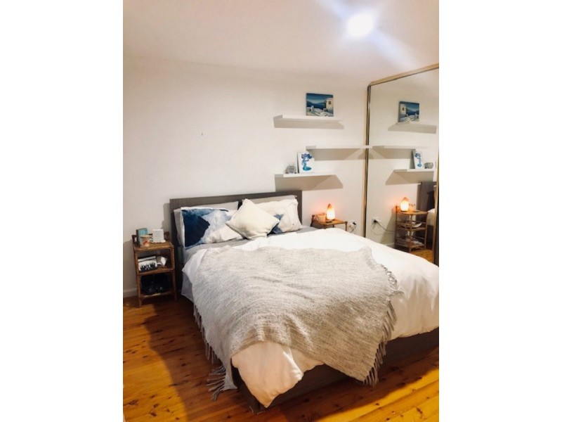 5 Adnamira Close, Wyoming NSW 2250