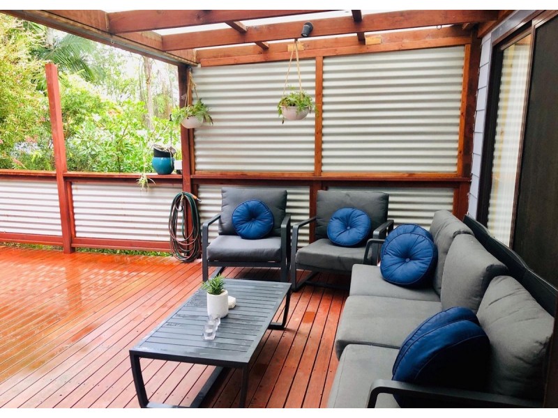 5 Adnamira Close, Wyoming NSW 2250