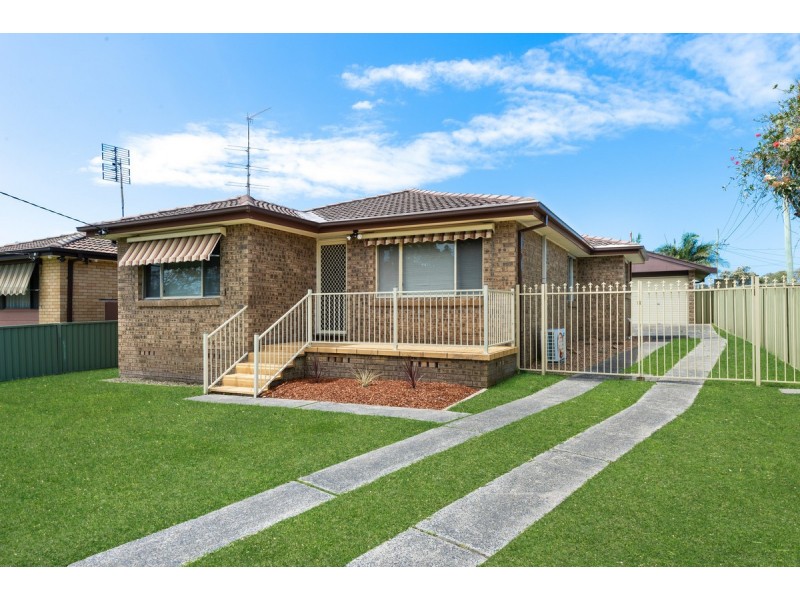 13 Kanimbla Avenue, Charmhaven NSW 2263