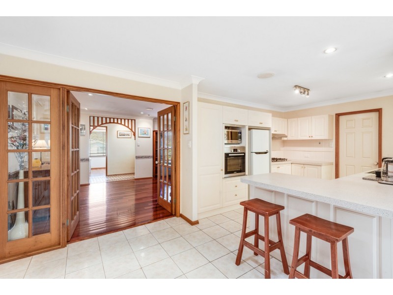 112 Bronzewing Drive, Erina NSW 2250