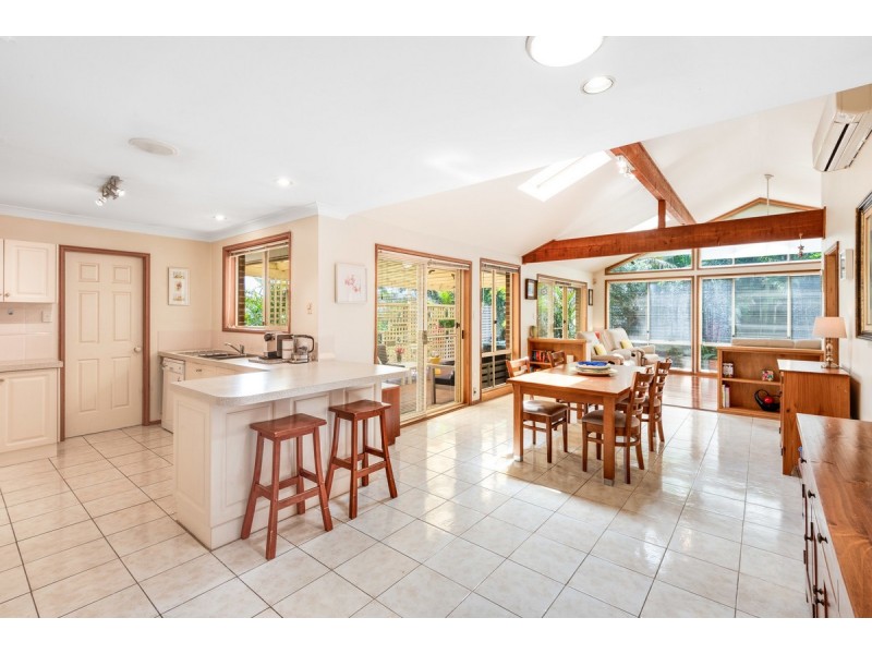 112 Bronzewing Drive, Erina NSW 2250