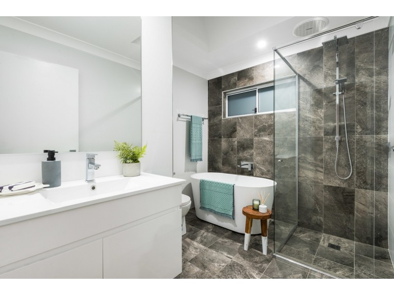 21 Toorak Avenue, Erina NSW 2250