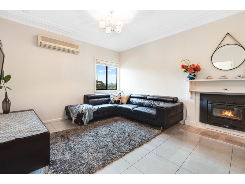 11 Headlam Parade, Springfield NSW 2250