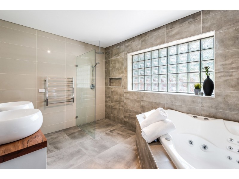 13 Braemar Drive, Wamberal NSW 2260