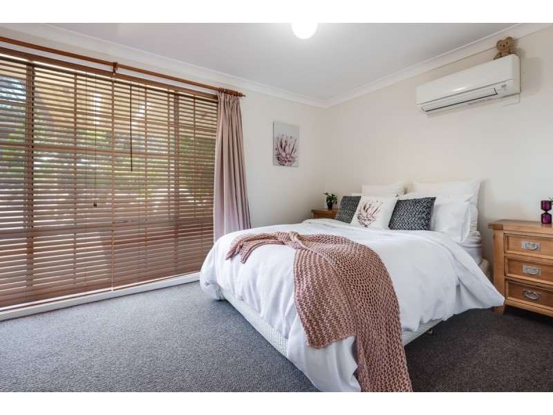 9 Plateau Road, North Gosford NSW 2250