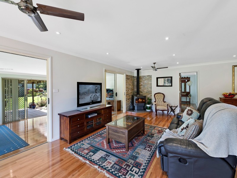 36 Howes Road, Ourimbah NSW 2258