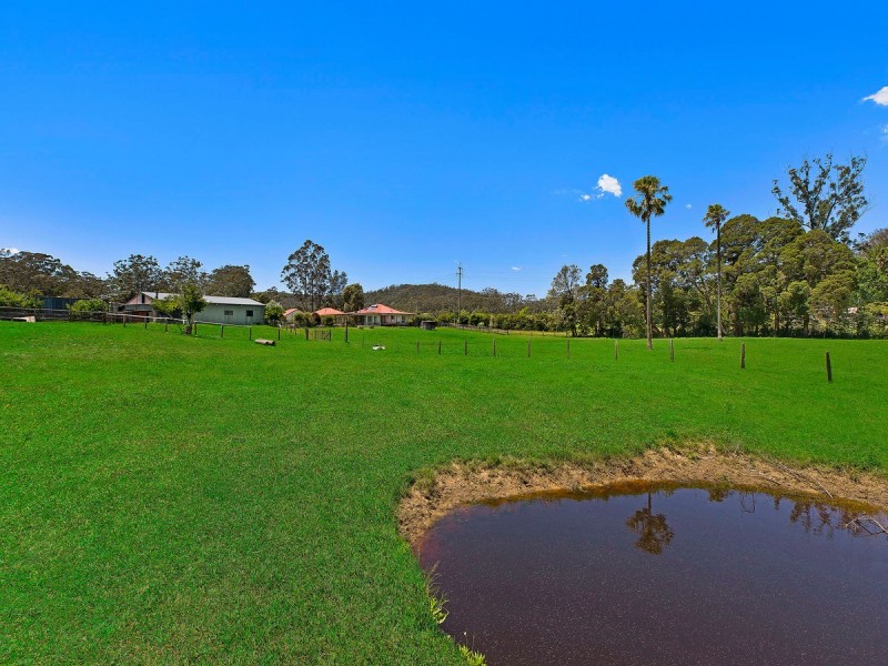 36 Howes Road, Ourimbah NSW 2258
