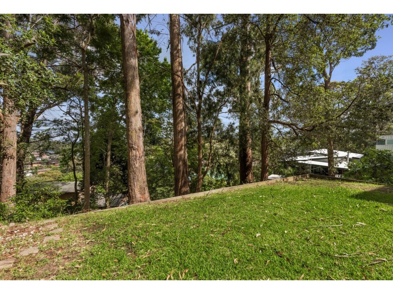 35 Hillcrest Street, Terrigal NSW 2260