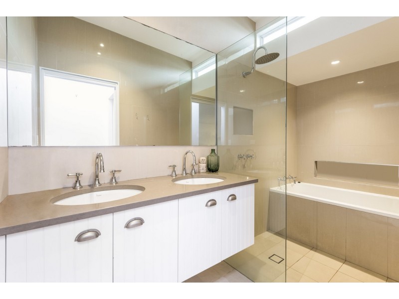 47 Lumeah Avenue, Wamberal NSW 2260