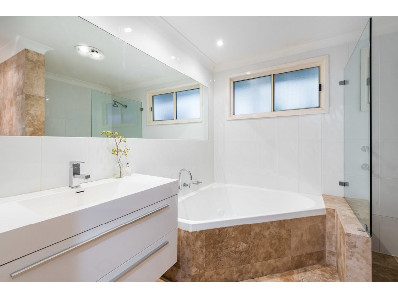 32 Aldinga Drive, Wamberal NSW 2260