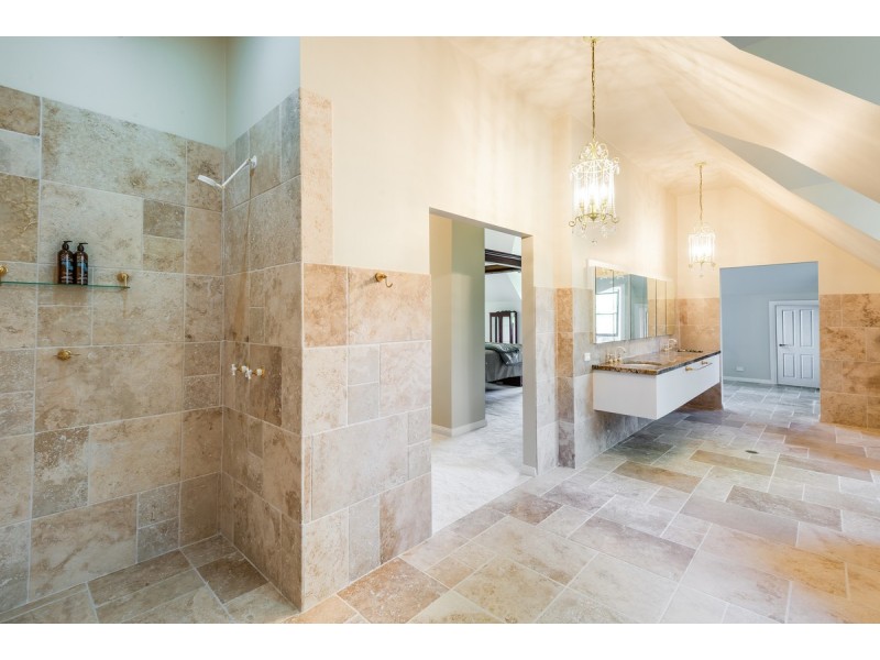 7 Samara Close, Fountaindale NSW 2258