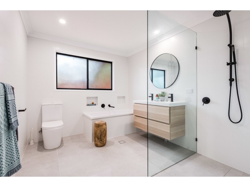 16 Tulip Street, Springfield NSW 2250