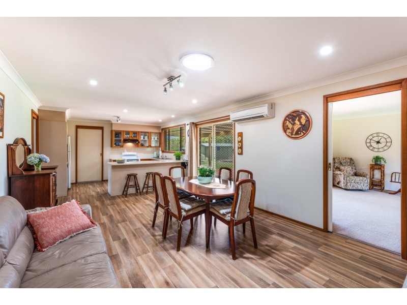 12 Warrambool Road, Wamberal NSW 2260