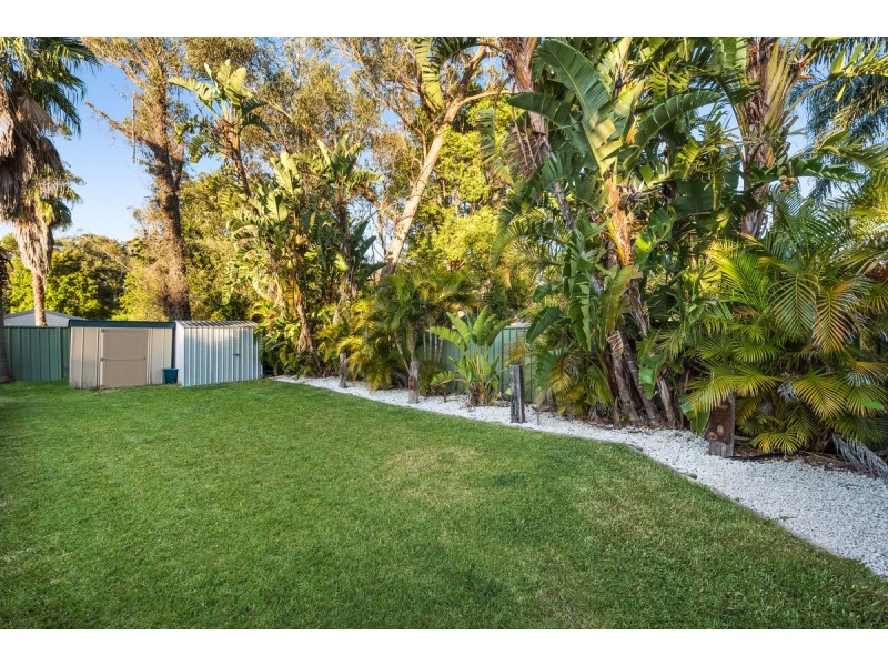 6 Kuburra Road, Erina NSW 2250