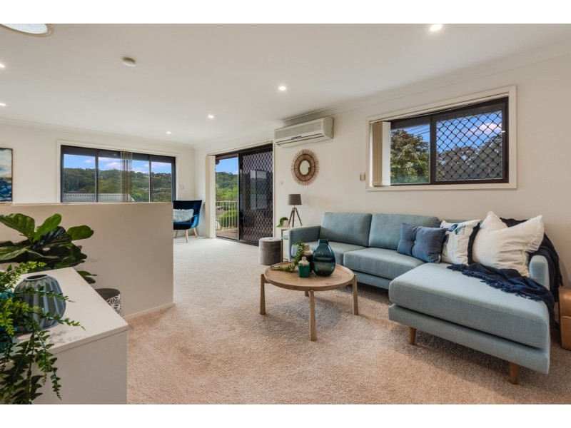 16 Beaumont Avenue, Wyoming NSW 2250