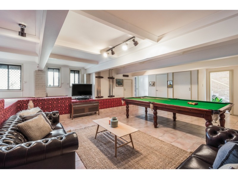 16 Beaumont Avenue, Wyoming NSW 2250