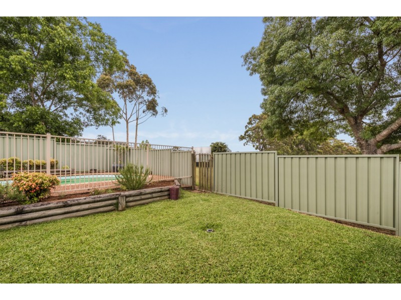 16 Beaumont Avenue, Wyoming NSW 2250