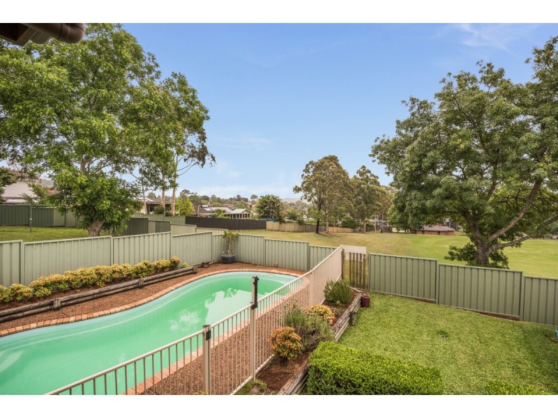 16 Beaumont Avenue, Wyoming NSW 2250