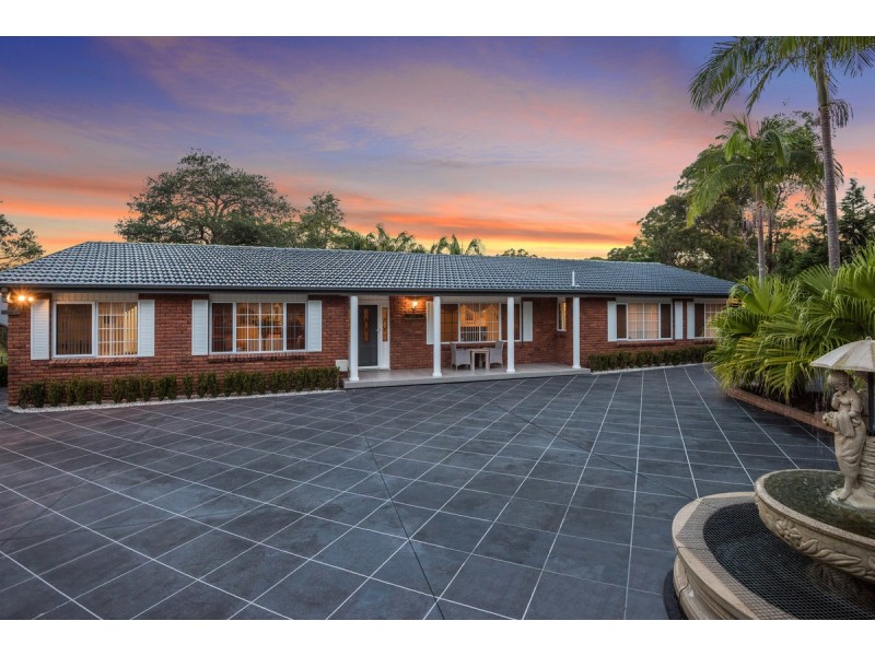 221 Wells Street, Springfield NSW 2250