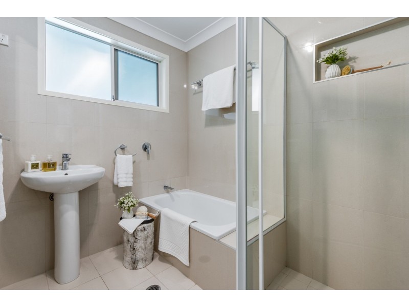 221 Wells Street, Springfield NSW 2250