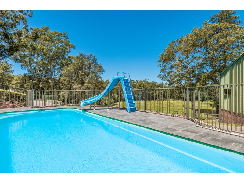 221 Wells Street, Springfield NSW 2250