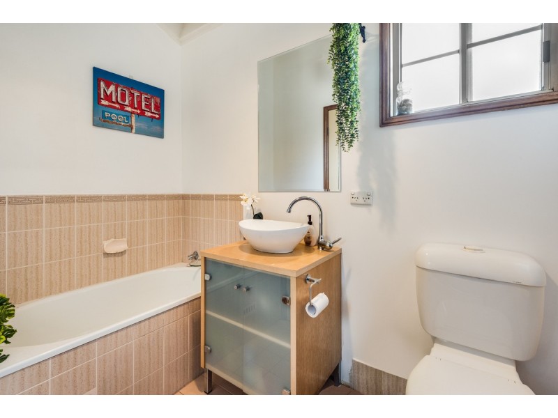 2/74 Springfield Road, Springfield NSW 2250