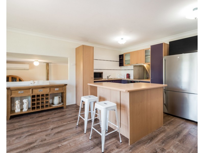 9 Plateau Road, North Gosford NSW 2250