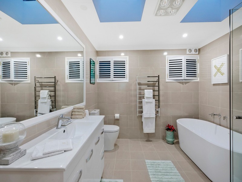 25 Maree Avenue, Terrigal NSW 2260