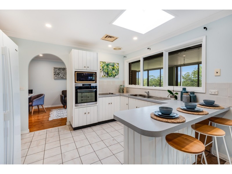 20 Larbonya Avenue, Wyoming NSW 2250