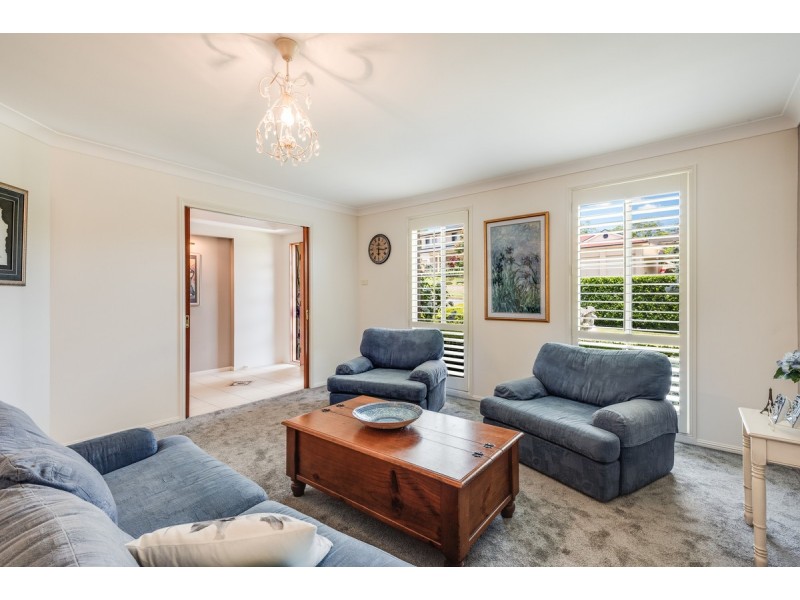 27 The Valley Way, Lisarow NSW 2250