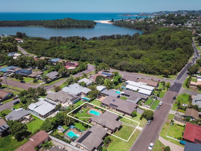 45 Wairakei Road, Wamberal NSW 2260