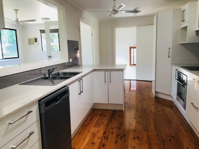 3 St James Street, Berkeley Vale NSW 2261