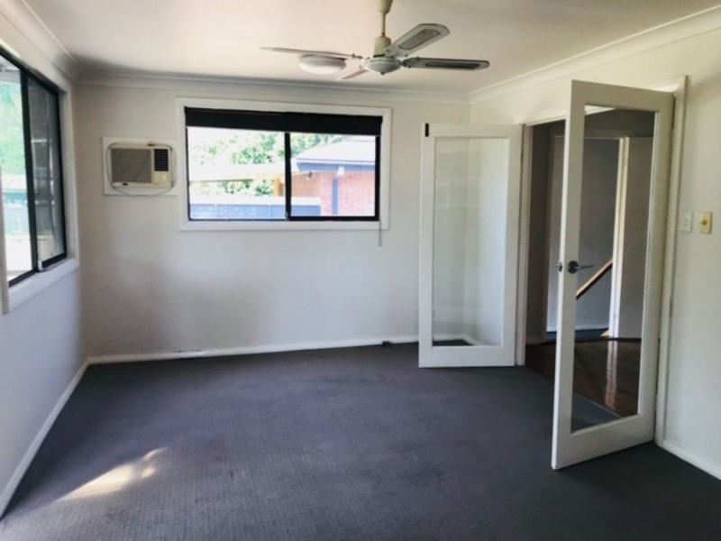 3 St James Street, Berkeley Vale NSW 2261