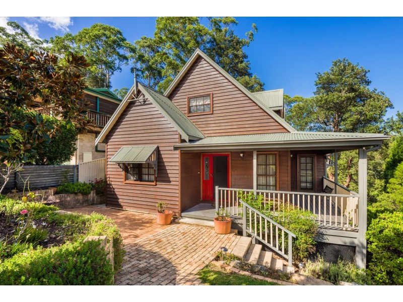 38 Pineridge Close, Lisarow NSW 2250