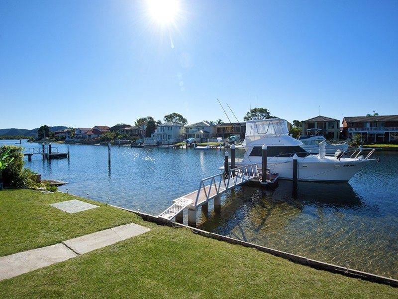 13 Heron Place, St Huberts Island NSW 2257