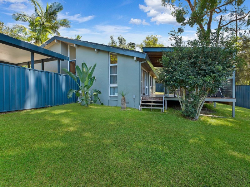 2 David Street, Green Point NSW 2251