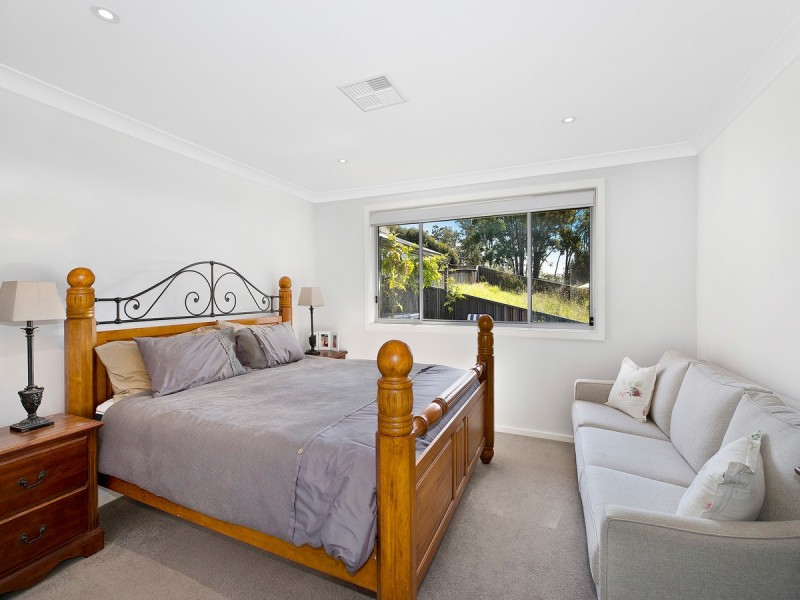 14 Jean Norman Close, Wyoming NSW 2250