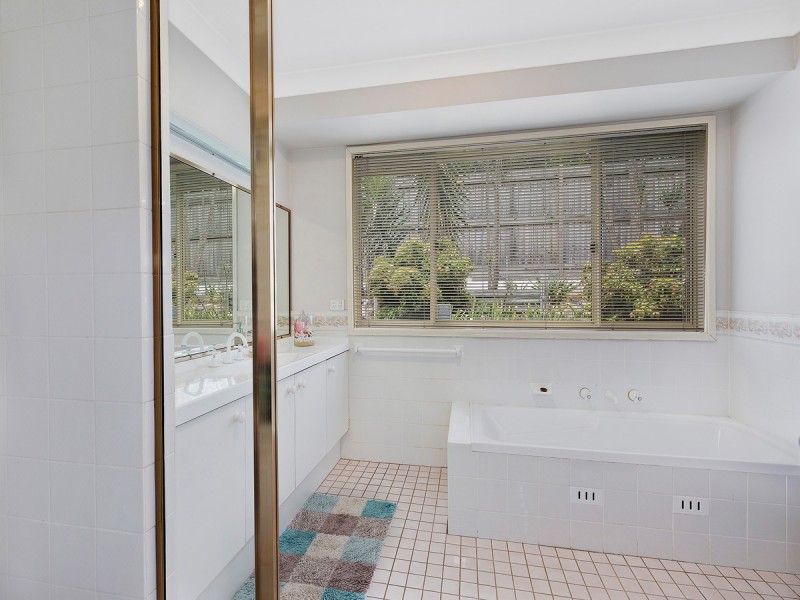 4 Marlborough Close, Terrigal NSW 2260